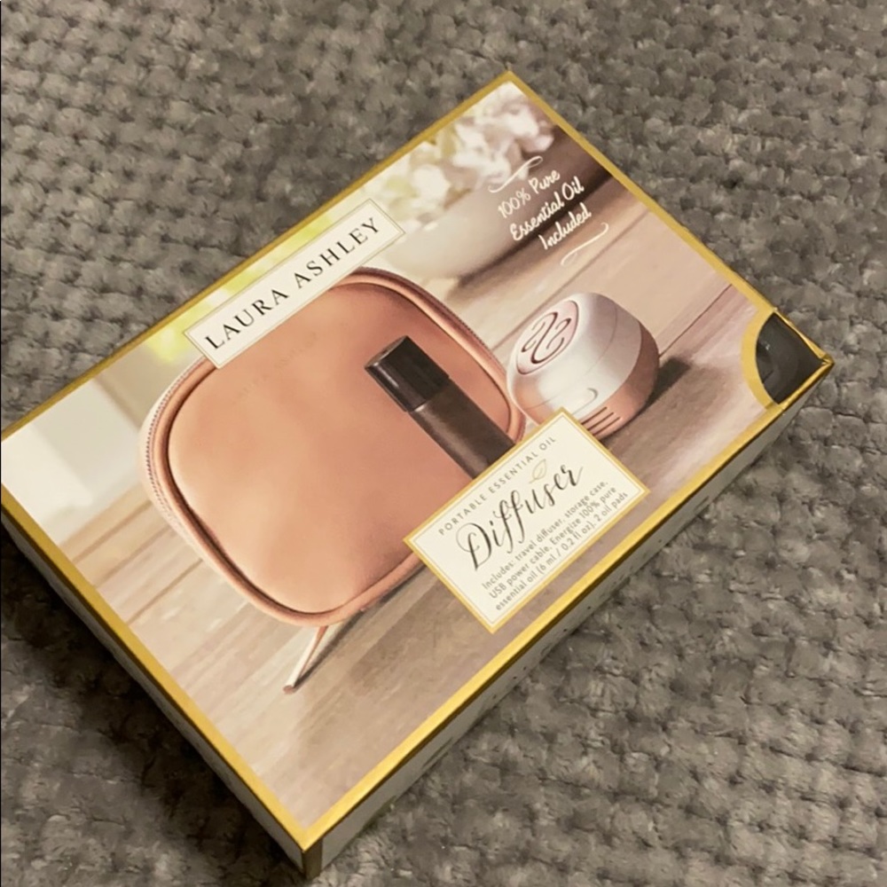 Laura Ashley travel size diffuser package